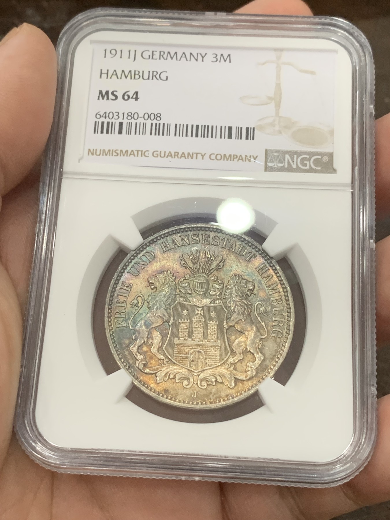 《竞宝斋》第196场-周日，周一 2场 (全场包邮) NGC MS64 德国1911年汉堡自由市3马克银币，双面炫彩包浆，不是大白币可以比的。