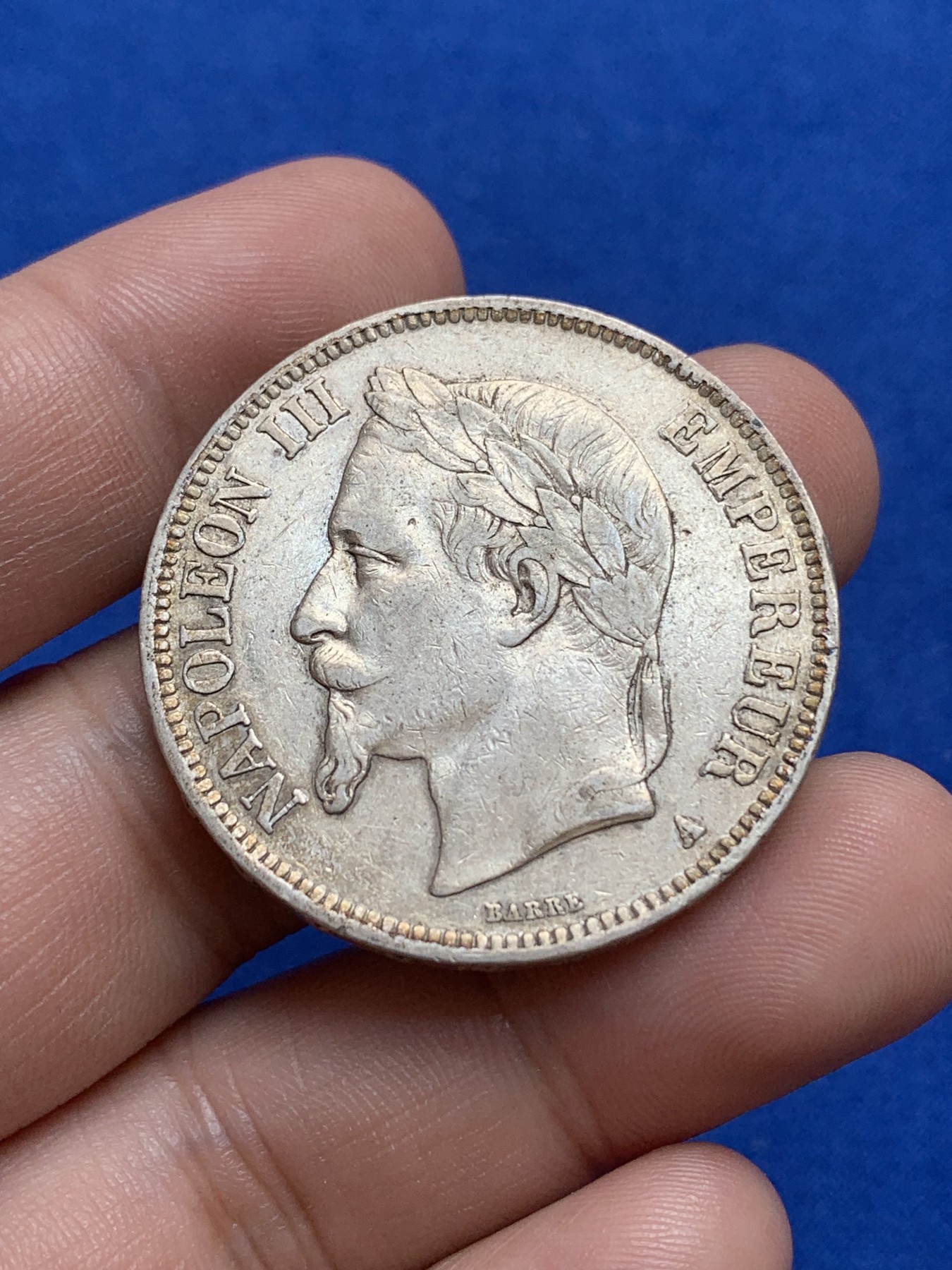 《竞宝斋》第196场-周日，周一 2场 (全场包邮) 法国 1867年拿破仑三世5法郎银币 淡彩原光