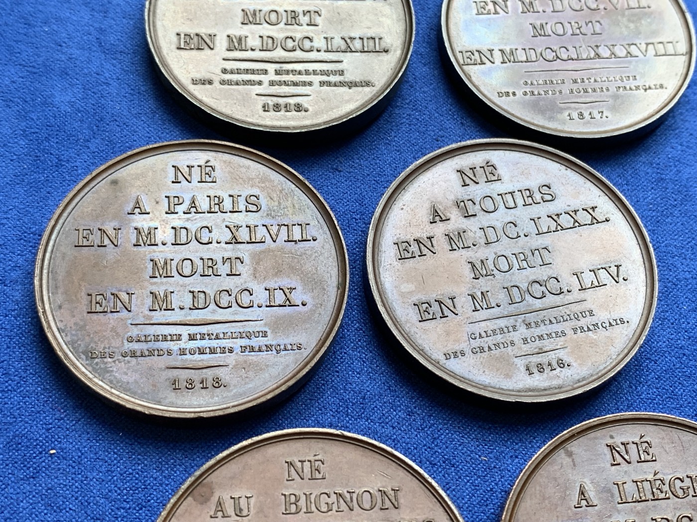 《竞宝斋》第196场-周日，周一 2场 (全场包邮) 6枚一组 1820年代左右法国人物系列铜章  直径41mm，光边原铸，均为高浮雕好品相。