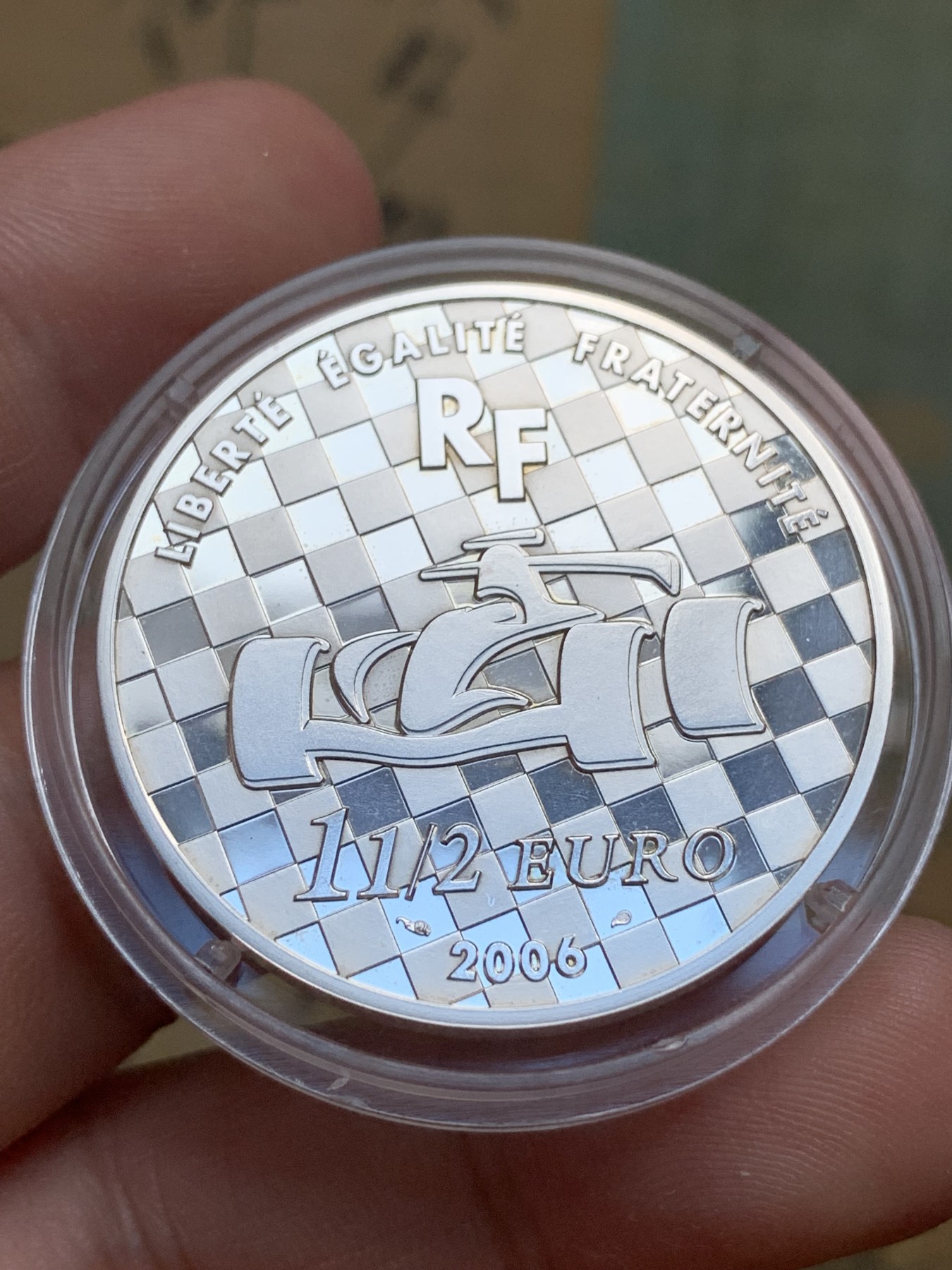 《竞宝斋》第196场-周日，周一 2场 (全场包邮) 2006年法国雷诺赛车百年精制银币 盒证齐全