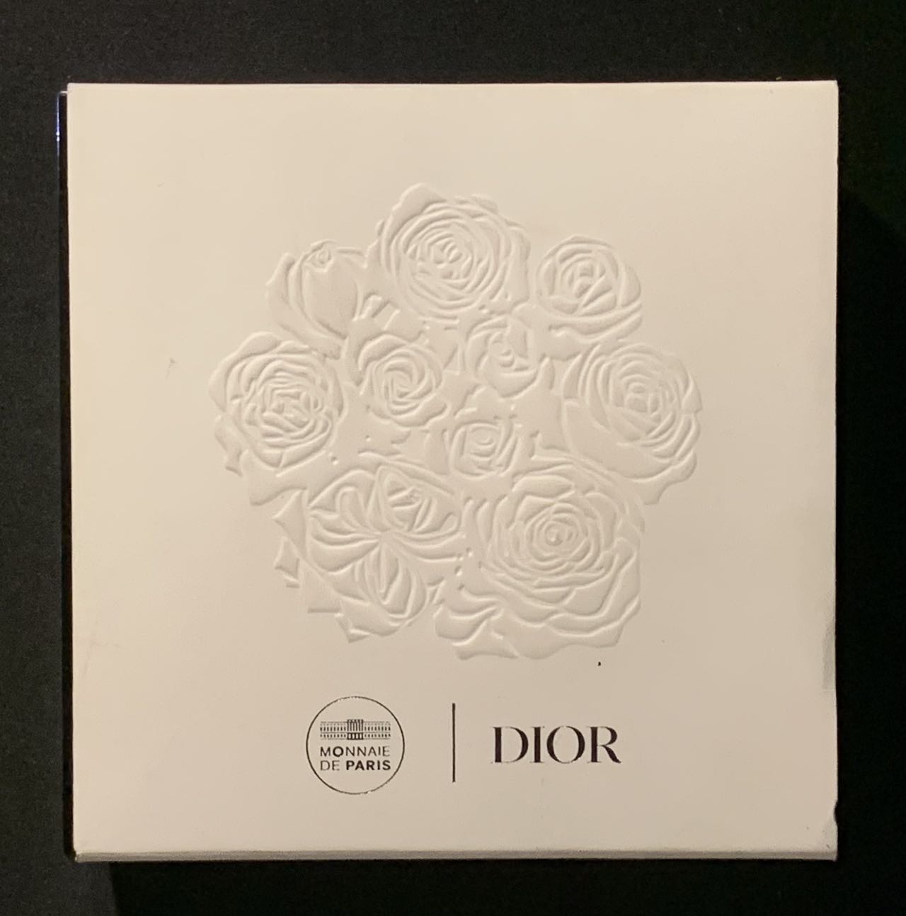 紫瑗钱币——第303期拍卖 法国 2021年 法兰西瑰宝-迪奥蝴蝶结75周年 10欧元 异形 纪念精制 银币 盒证齐全