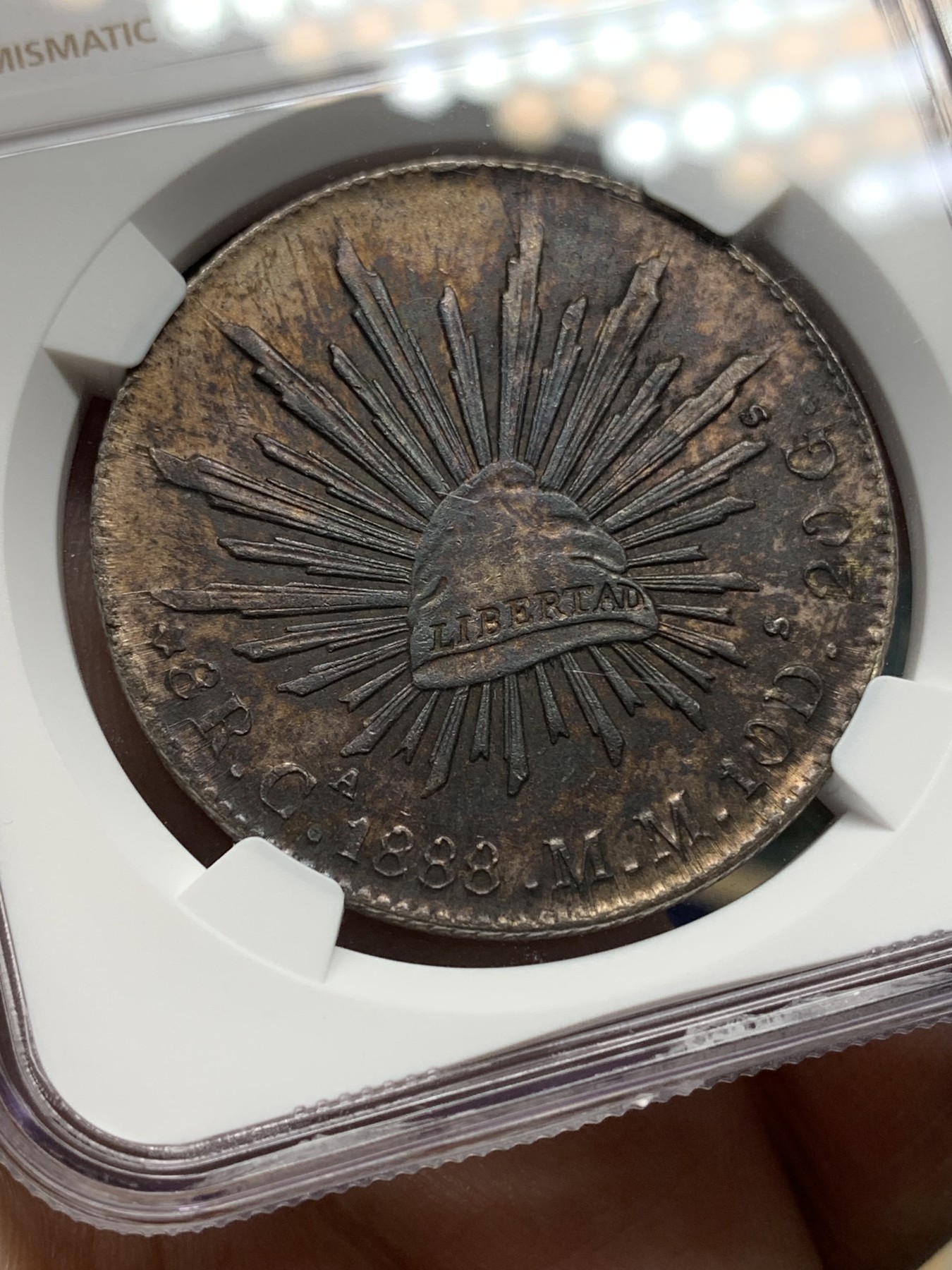 《竞宝斋》第196场-周日，周一 2场 (全场包邮) NGC-AUD 墨西哥 1888年 8R 鹰洋银币 稀少年份 深彩包浆 细节不错