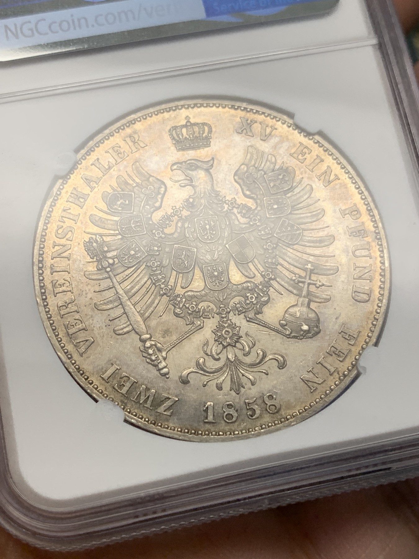 《竞宝斋》第196场-周日，周一 2场 (全场包邮) NGC MS62  德国 1858年 普鲁士 威廉四世 2泰勒大银币 离冠鹰版本 1.6W的发行量对于流通币来说 存世极少，只发行了2年，数量不及1859的1/10，整体包浆均匀，PL底板 收藏难度高 可遇不可求的品种 不要错过