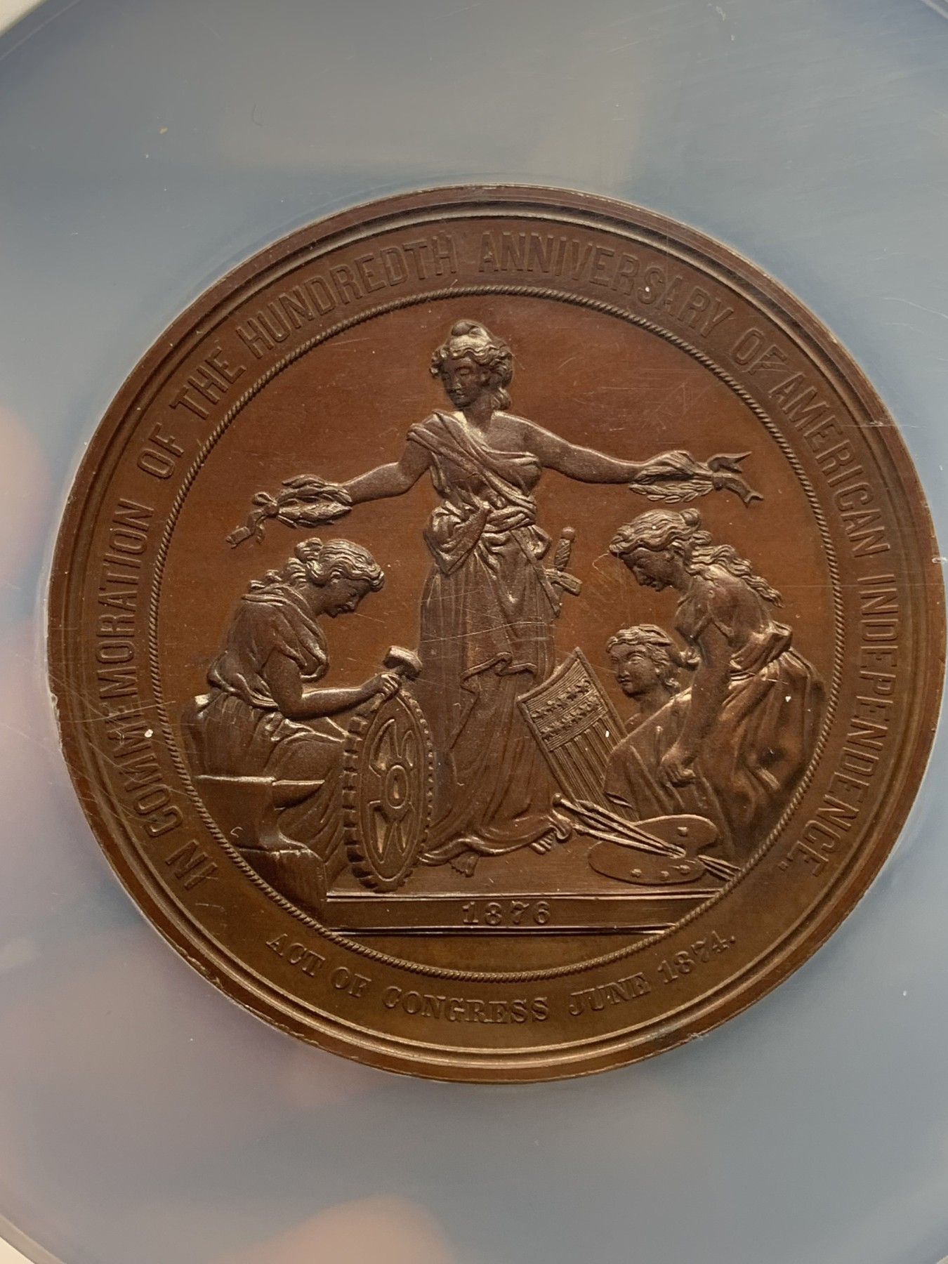 《竞宝斋》第196场-周日，周一 2场 (全场包邮) NGC MS-64 美国1876年建国百年纪念大铜章 58mm