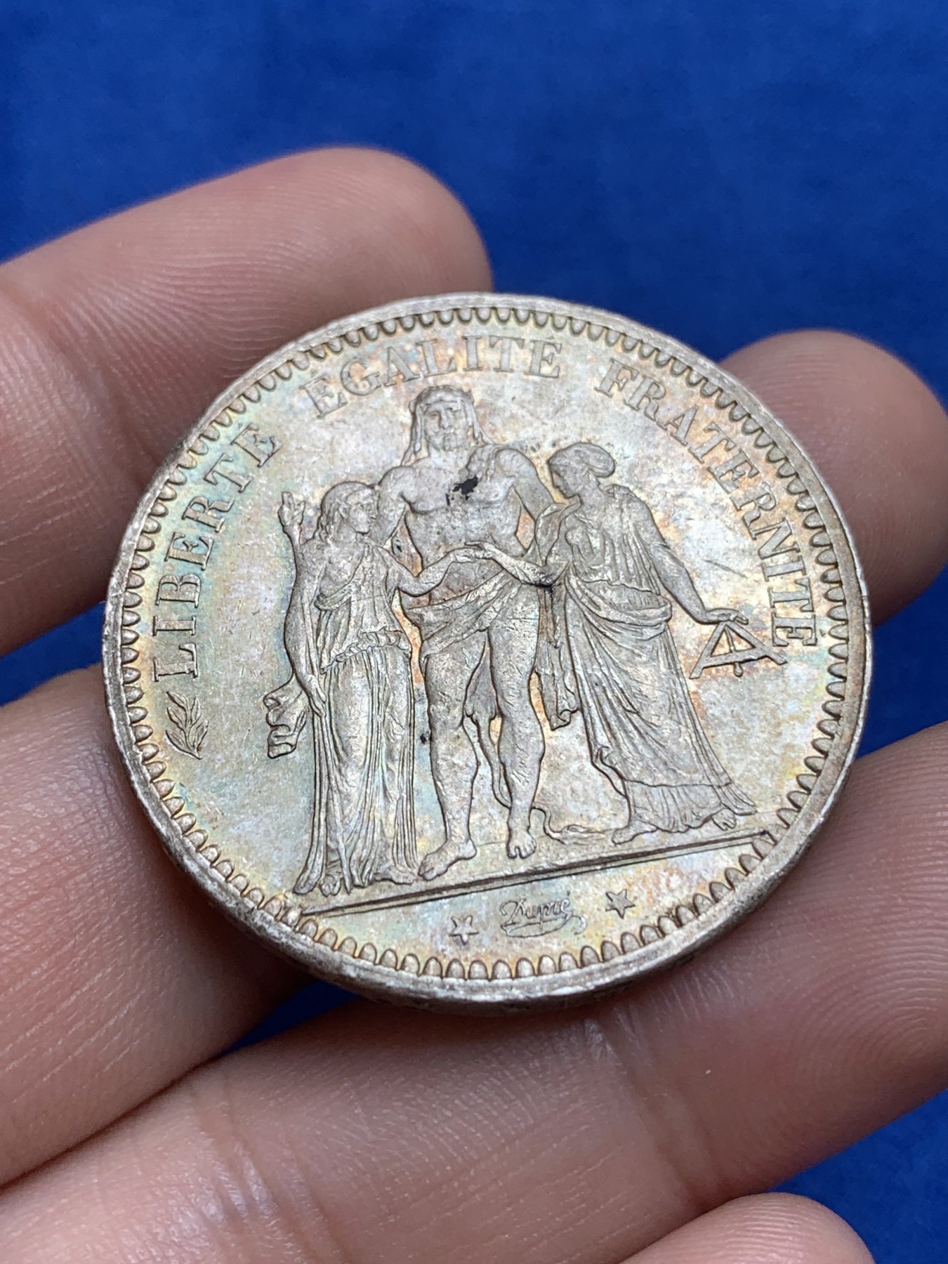 《竞宝斋》第196场-周日，周一 2场 (全场包邮) 1873法国大力神5法郎，包浆，光度很好