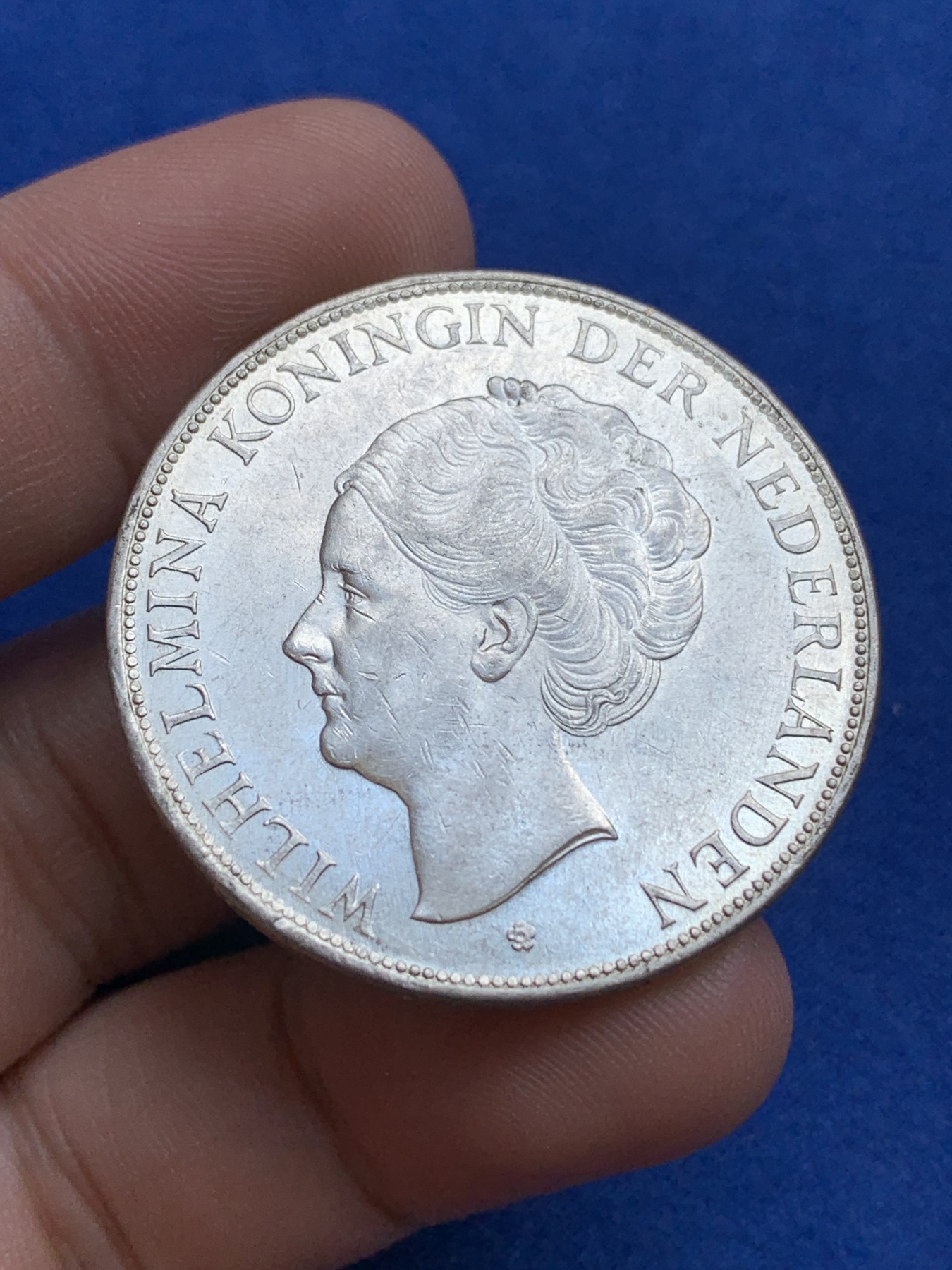 《竞宝斋》第196场-周日，周一 2场 (全场包邮) 荷兰1930年威廉明娜2.5盾大银币