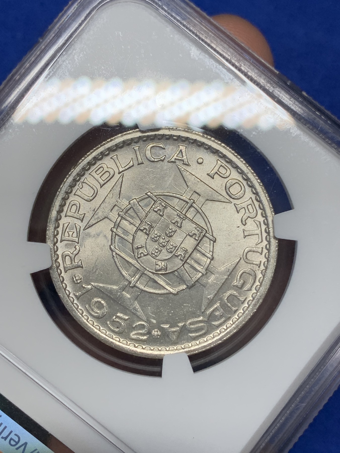 《竞宝斋》第196场-周日，周一 2场 (全场包邮) NGC-MS64 澳门1952年5元银币 热门品种