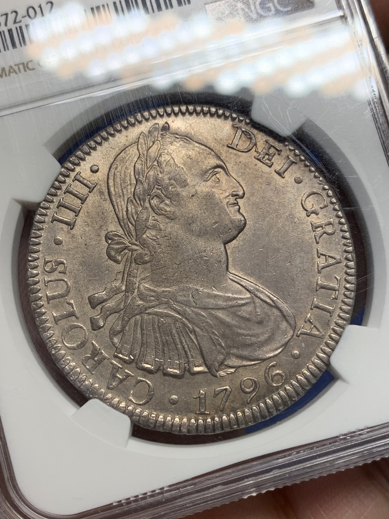 《竞宝斋》第196场-周日，周一 2场 (全场包邮) NGC-AU58 西属墨西哥1796年卡四双柱银币 早期年份打制好的不多见 很漂亮的一枚双柱