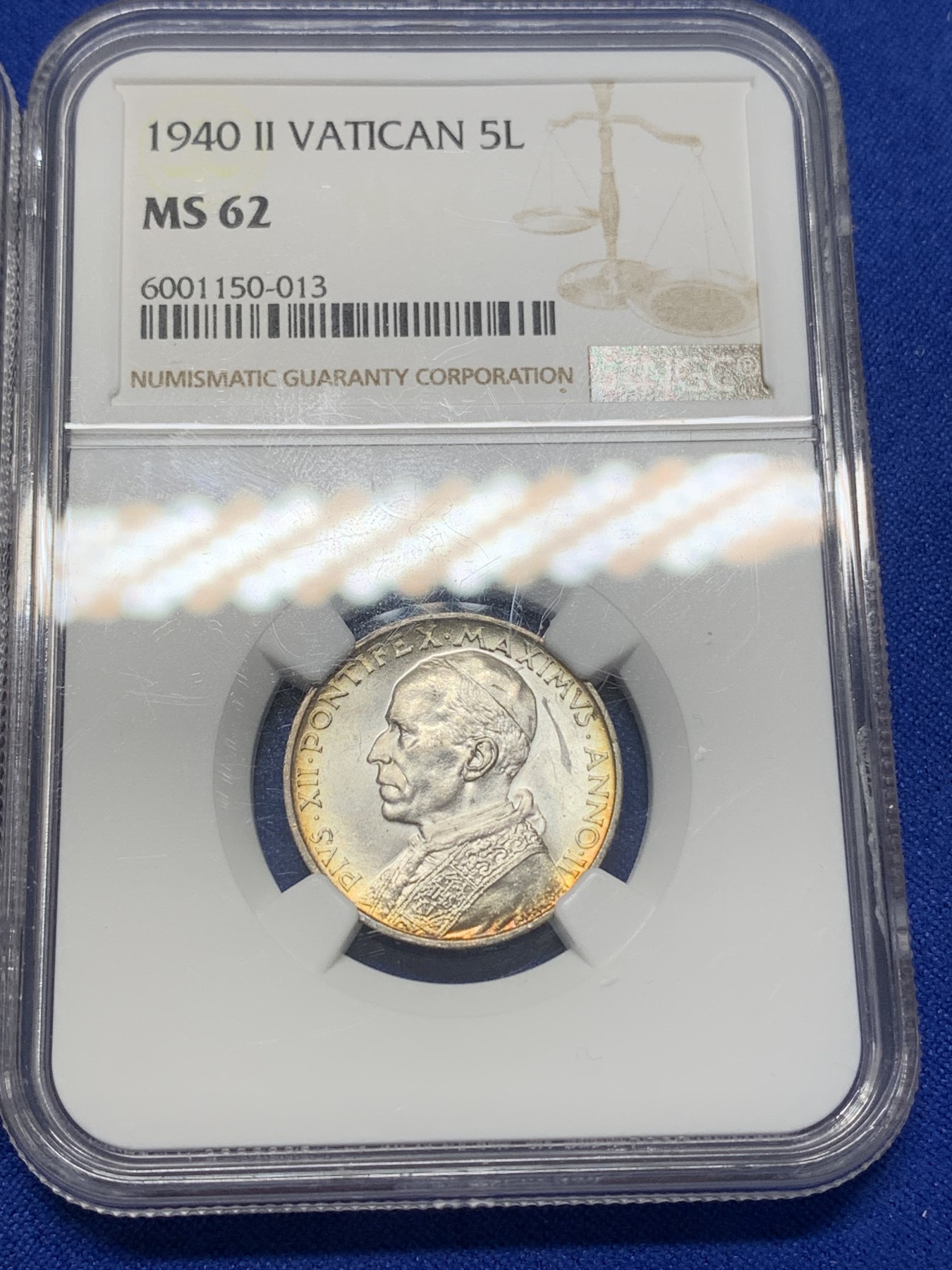 《竞宝斋》第196场-周日，周一 2场 (全场包邮) 2枚一组 NGC MS62 梵蒂冈1940年5、10里拉银币一对，月牙彩包浆，非常漂亮，十分难得