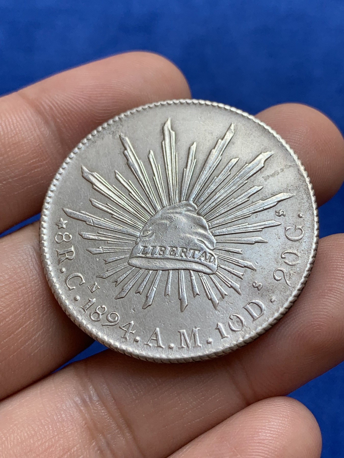 《竞宝斋》第196场-周日，周一 2场 (全场包邮) 墨西哥 1894年-CN 库利亚坎 8R 花边鹰洋 爆羽好品 较少见厂名 大银币