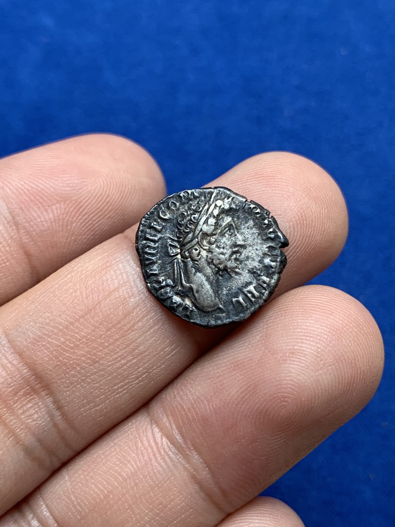 《竞宝斋》第196场-周日，周一 2场 (全场包邮) 公元180-192年 古罗马暴君康茂德银币 奥勒留之子 角斗士皇帝 1.75g