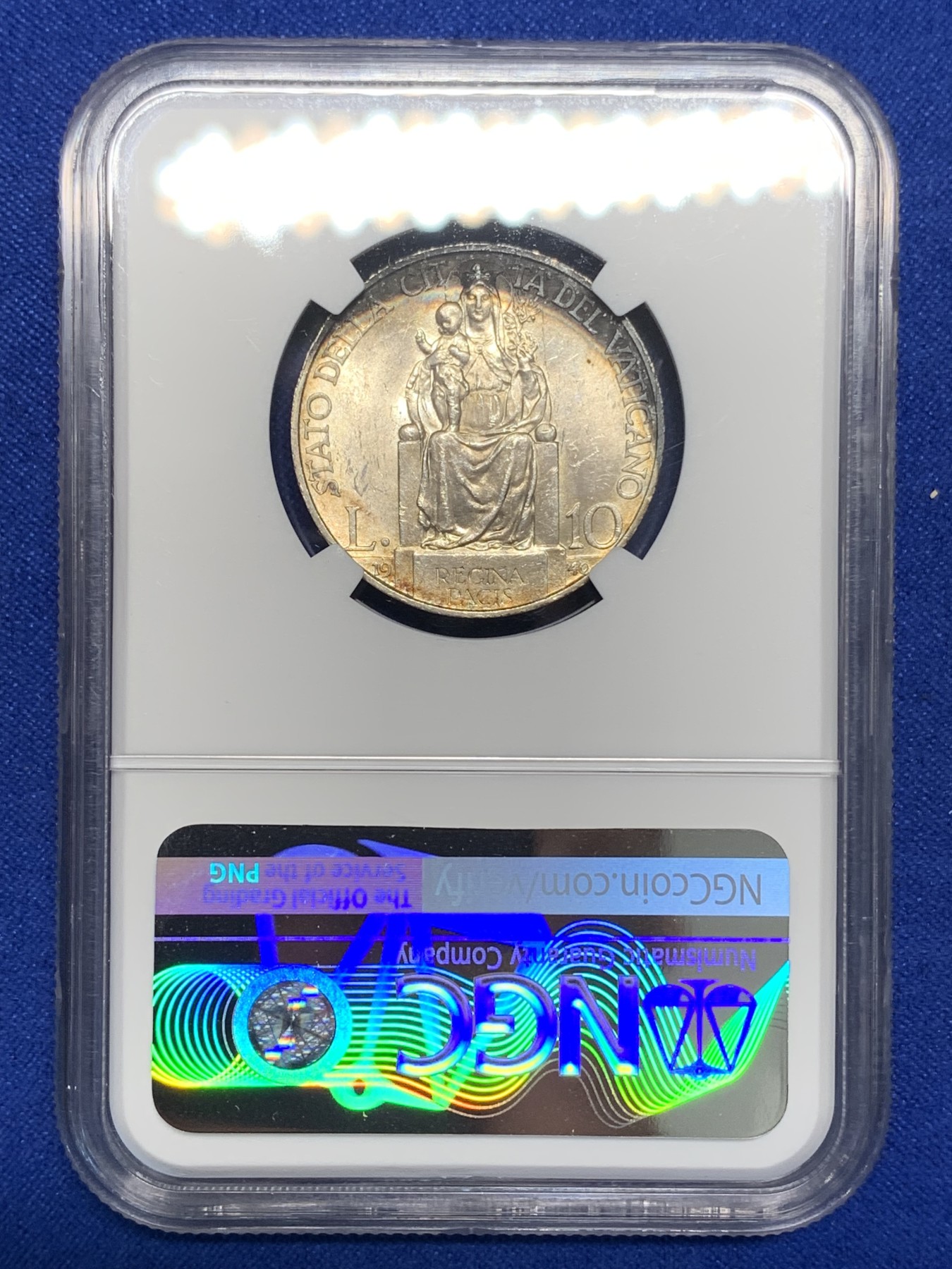 《竞宝斋》第196场-周日，周一 2场 (全场包邮) 2枚一组 NGC MS62 梵蒂冈1940年5、10里拉银币一对，月牙彩包浆，非常漂亮，十分难得