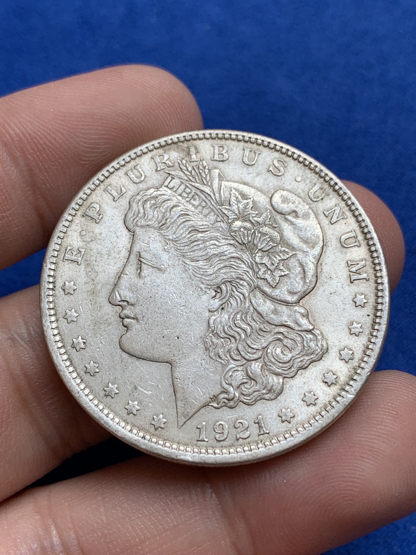 《竞宝斋》第196场-周日，周一 2场 (全场包邮) 美国1921年摩根1美元大银币 带光