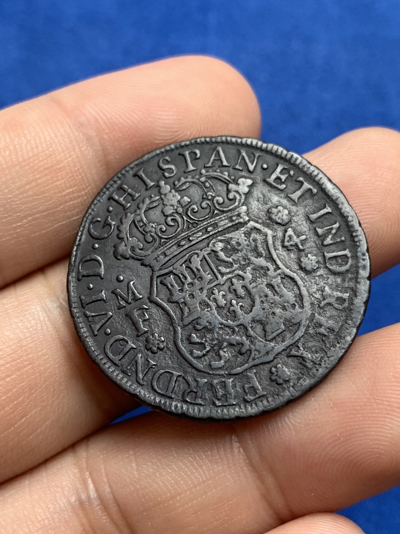 《竞宝斋》第196场-周日，周一 2场 (全场包邮) 西属墨西哥费迪南六世1754年4R地球双柱银币 非常漂亮的郁金香边铭 状态也好