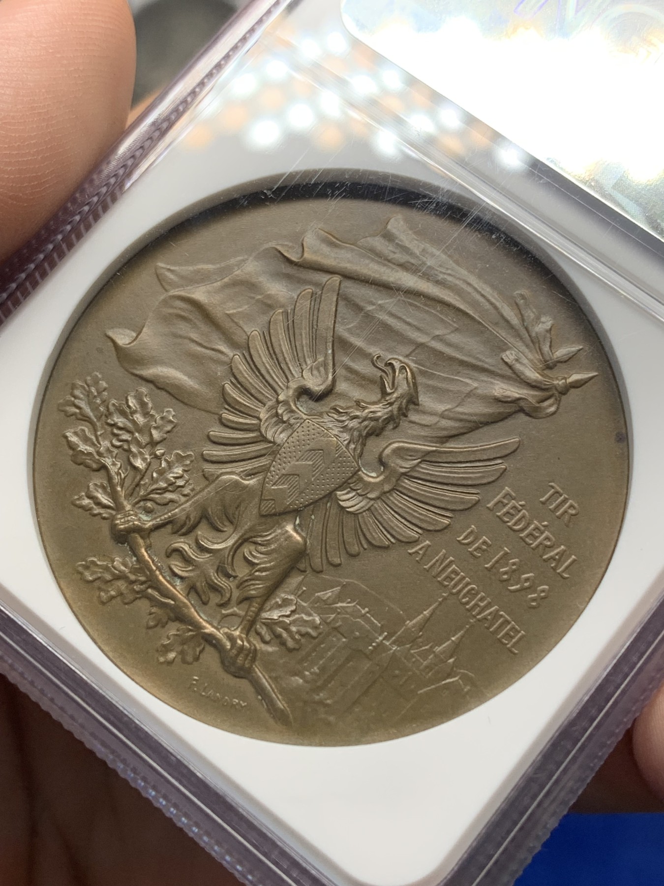 《竞宝斋》第196场-周日，周一 2场 (全场包邮) NGC MS65 瑞士纳沙泰尔射击节铜章 高分难得 加厚盒装