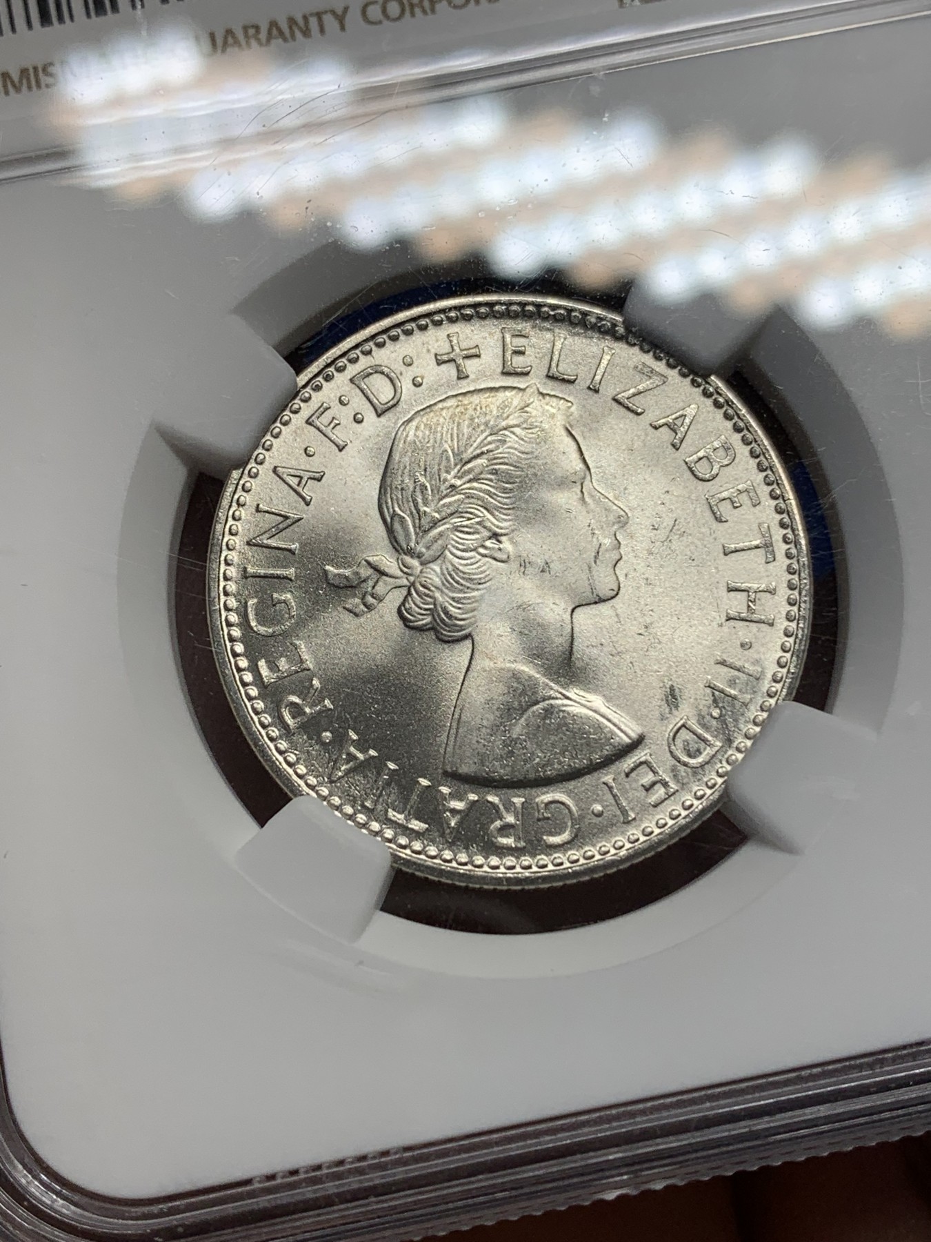 《竞宝斋》第196场-周日，周一 2场 (全场包邮) NGC-MS64 澳大利亚1962年伊丽莎白女王弗洛林银币，女王首版年轻头像，青春靓丽。银霜满溢，车轮强转光。