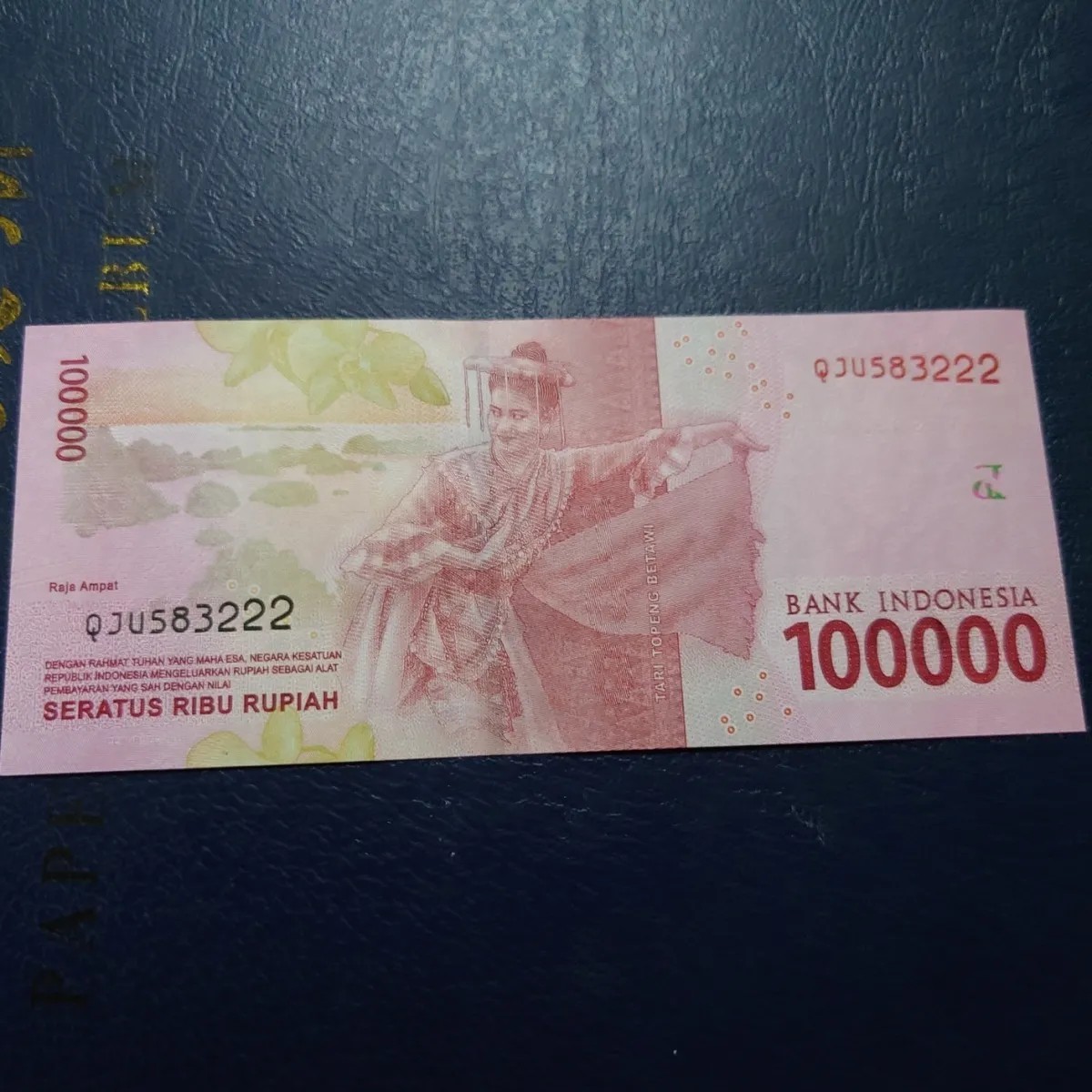 【世界钱币】精选微拍第68期暨2023年第十五期 各类豹子狮子老虎号超低价起拍【早出价很可能最终就得了】 2016年印度尼西亚10万卢比 无47豹子号222 全新绝品