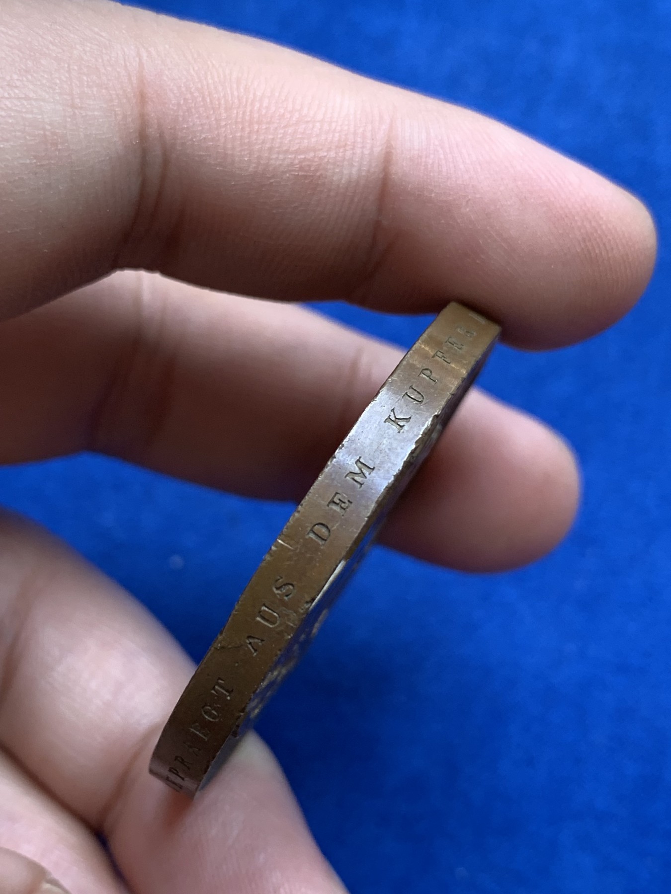 《竞宝斋》第196场-周日，周一 2场 (全场包邮) 1842年德国汉堡圣尼古拉教堂重建纪念章，直径44mm，重量45g。