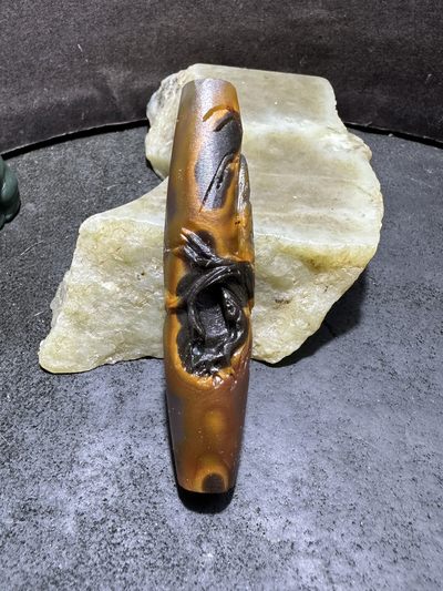 精美亚光高玉化巴西玛瑙手工俏色巧雕雄鹰吊坠（把件）一个！ 精美亚光高玉化巴西玛瑙手工俏色巧雕雄鹰吊坠（把件）一个！