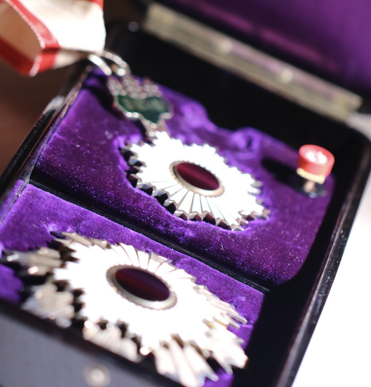 大猫徽章拍卖232期 勿忘国耻 二旭 全品