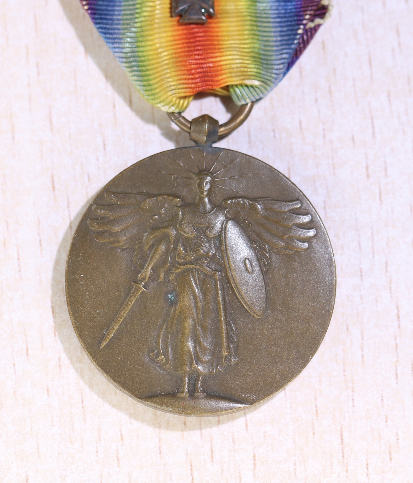 大猫徽章拍卖232期 美国一战胜利等 纪念章一组 