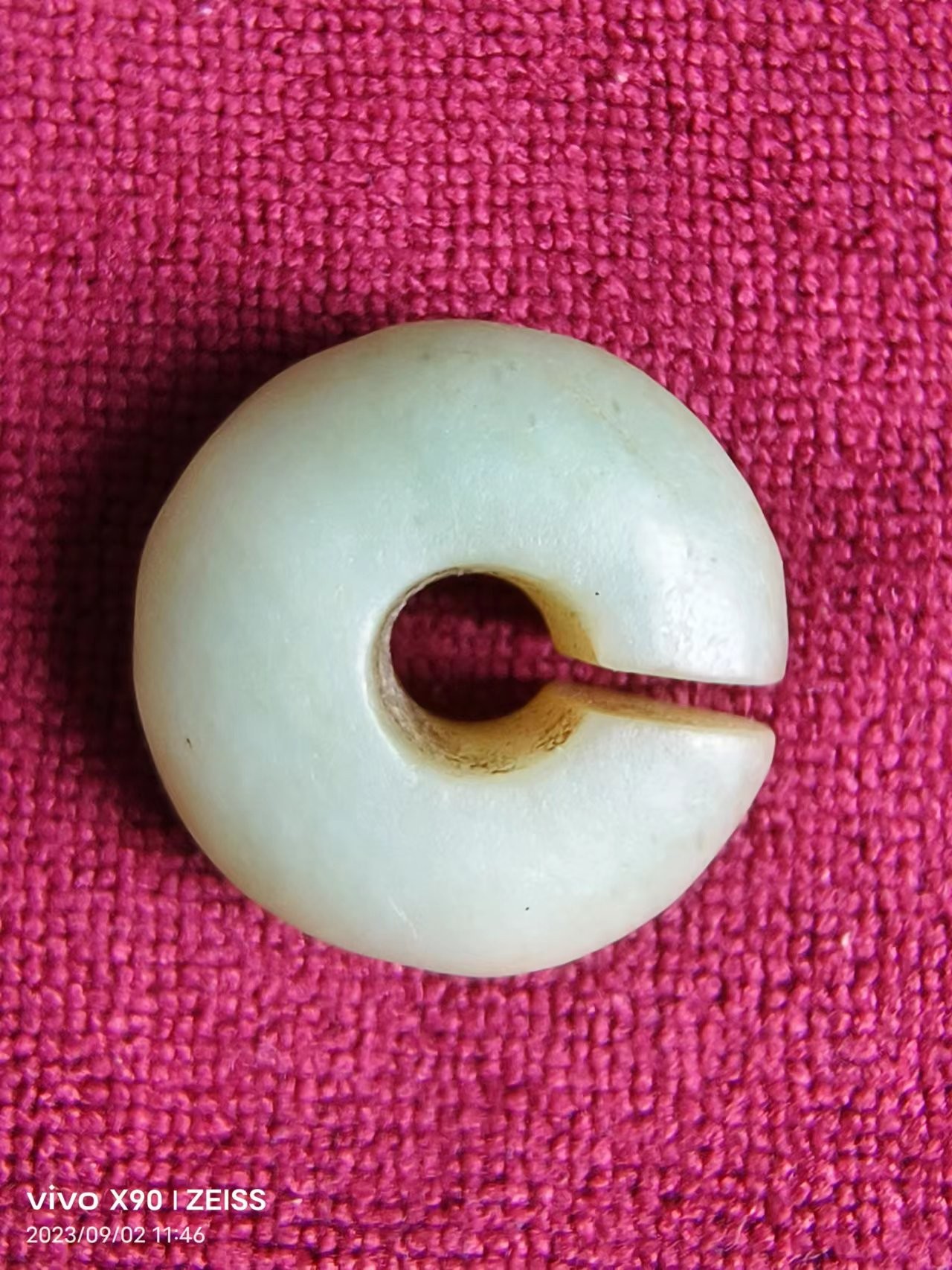 红山文化时期玉珏一对