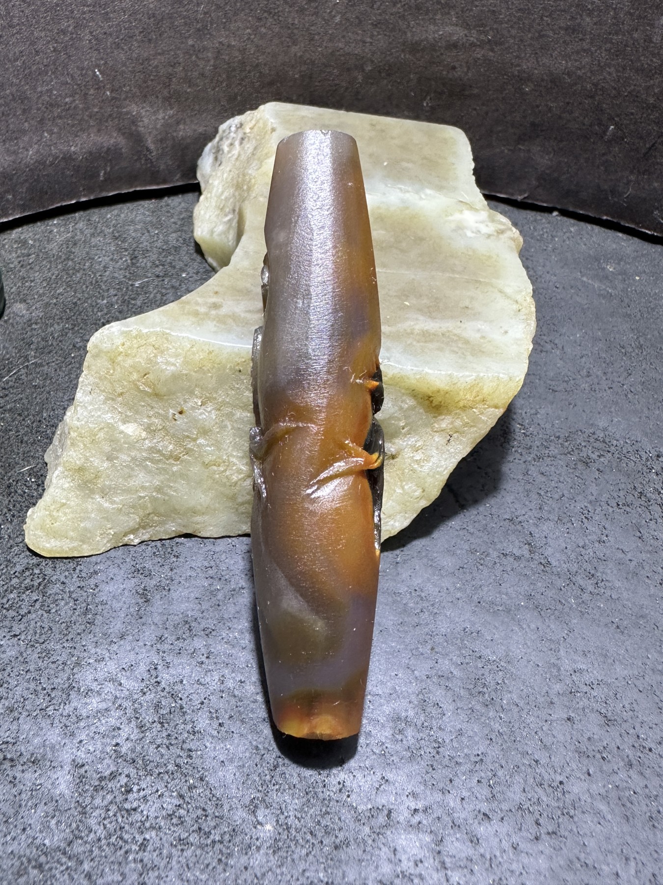 精美亚光高玉化巴西玛瑙手工俏色巧雕雄鹰吊坠（把件）一个！