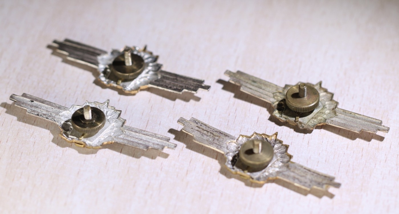 大猫徽章拍卖232期 捷克斯洛伐克军事技能章一套 铜质