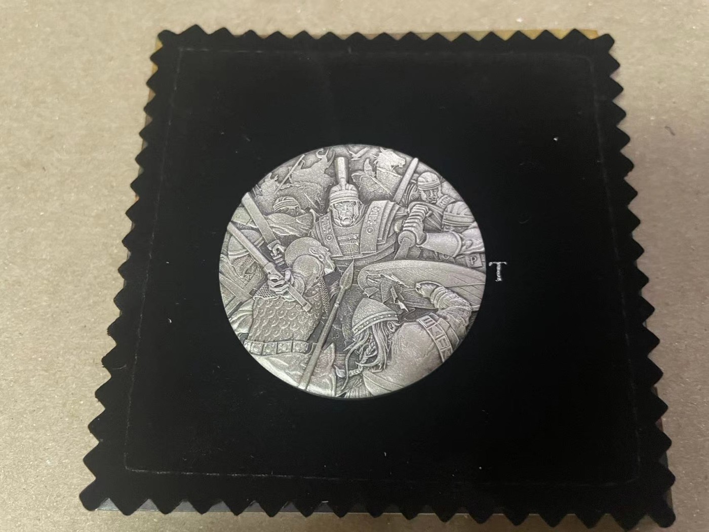 【Blue Auction】✨世界纸币精拍第370期——莫总专场XXIX 【原装带盒】图鲁瓦2018年 罗马军团2盎司仿古纪念银币 发行量2000枚