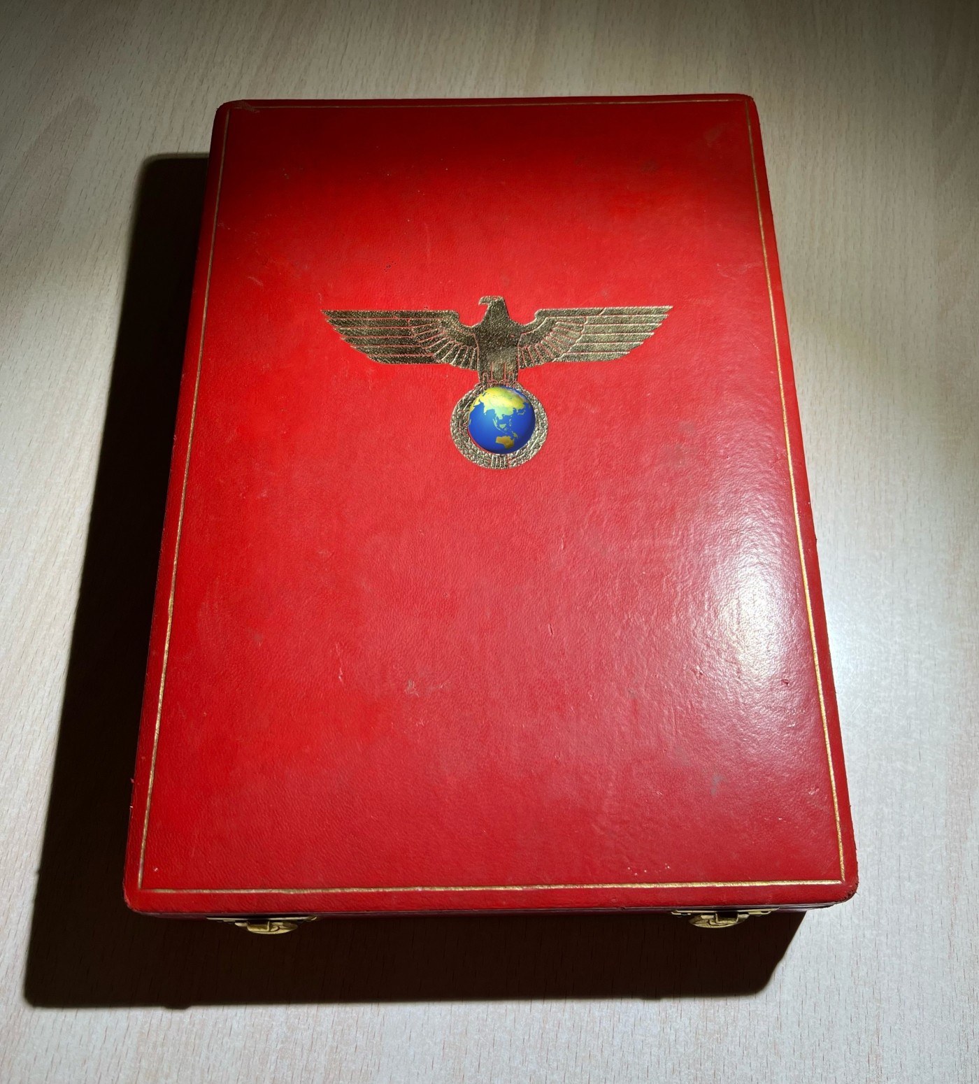 大猫徽章拍卖232期 珍爱和平 德意志雄鹰勋章 大盒型 全品 