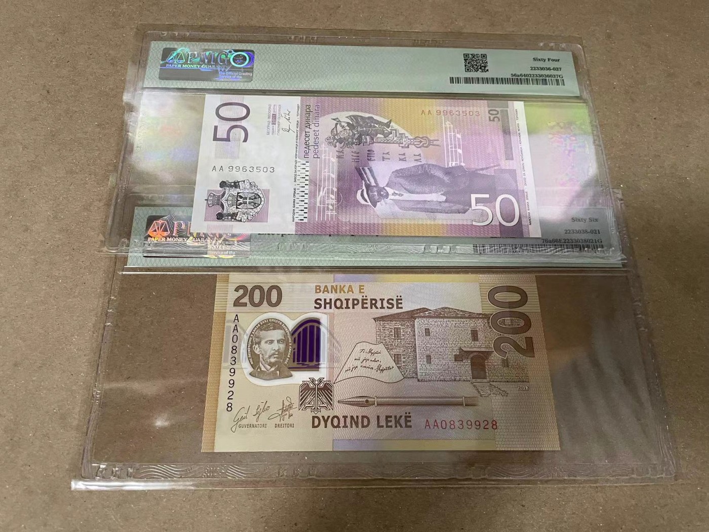 【Blue Auction】✨世界纸币精拍第370期——莫总专场XXIX 【一组2张 AA冠无47】塞尔维亚 2011年50第纳尔 PMG64&阿尔巴尼亚 2017年200列克 PMG66EPQ 