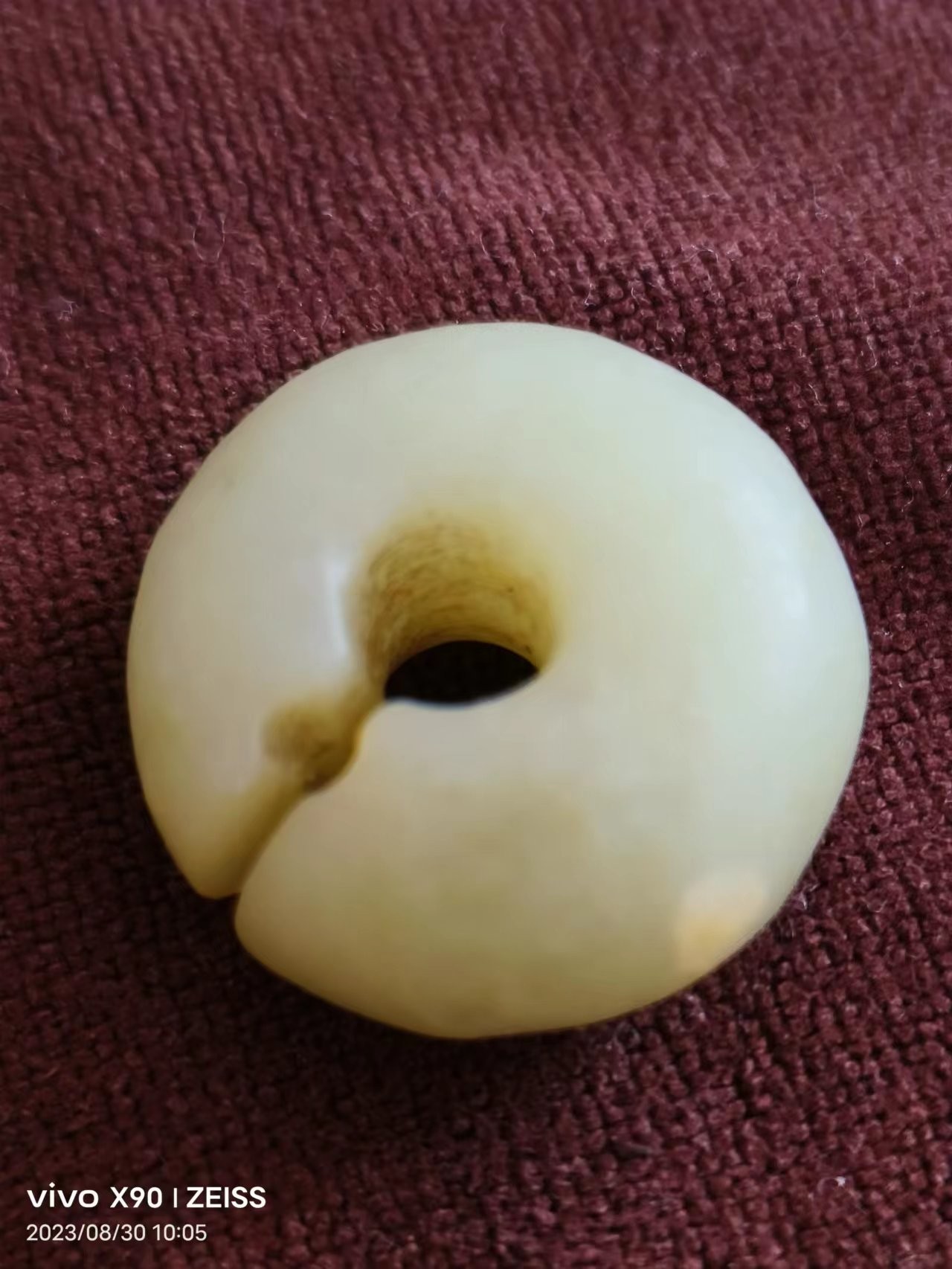 红山文化时期玉珏一对