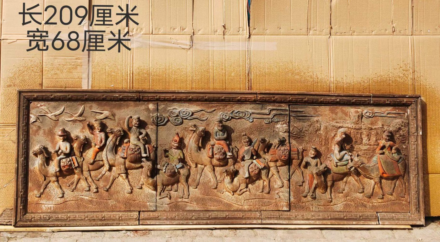 美品·精工老汉砖·层雕、浮雕·“丝绸之路”人物骆驼纹汉砖一套。立体高浮雕，颜色艳丽，手工雕塑，成色如图 美品·精工老汉砖·层雕、浮雕·“丝绸之路”人物骆驼纹汉砖一套。立体高浮雕，颜色艳丽，手工雕塑，成色如图