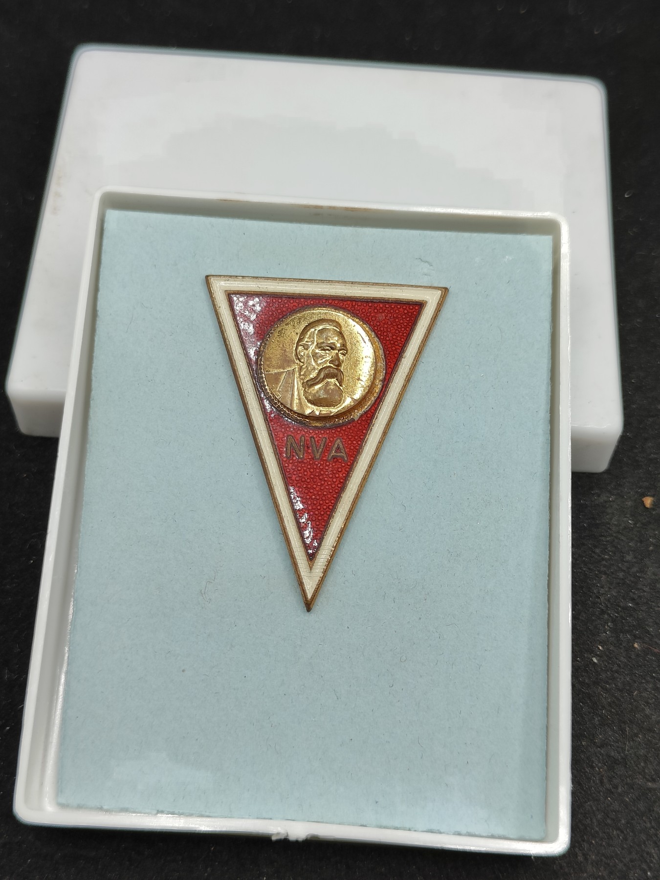 全场0元起拍 第91期 咸鱼国勋章拍卖专场 9月17日（周日）下午6：00开始 美品 东德人民军 高级军官/将官 早期珐琅版 恩格斯军事学院 毕业证章