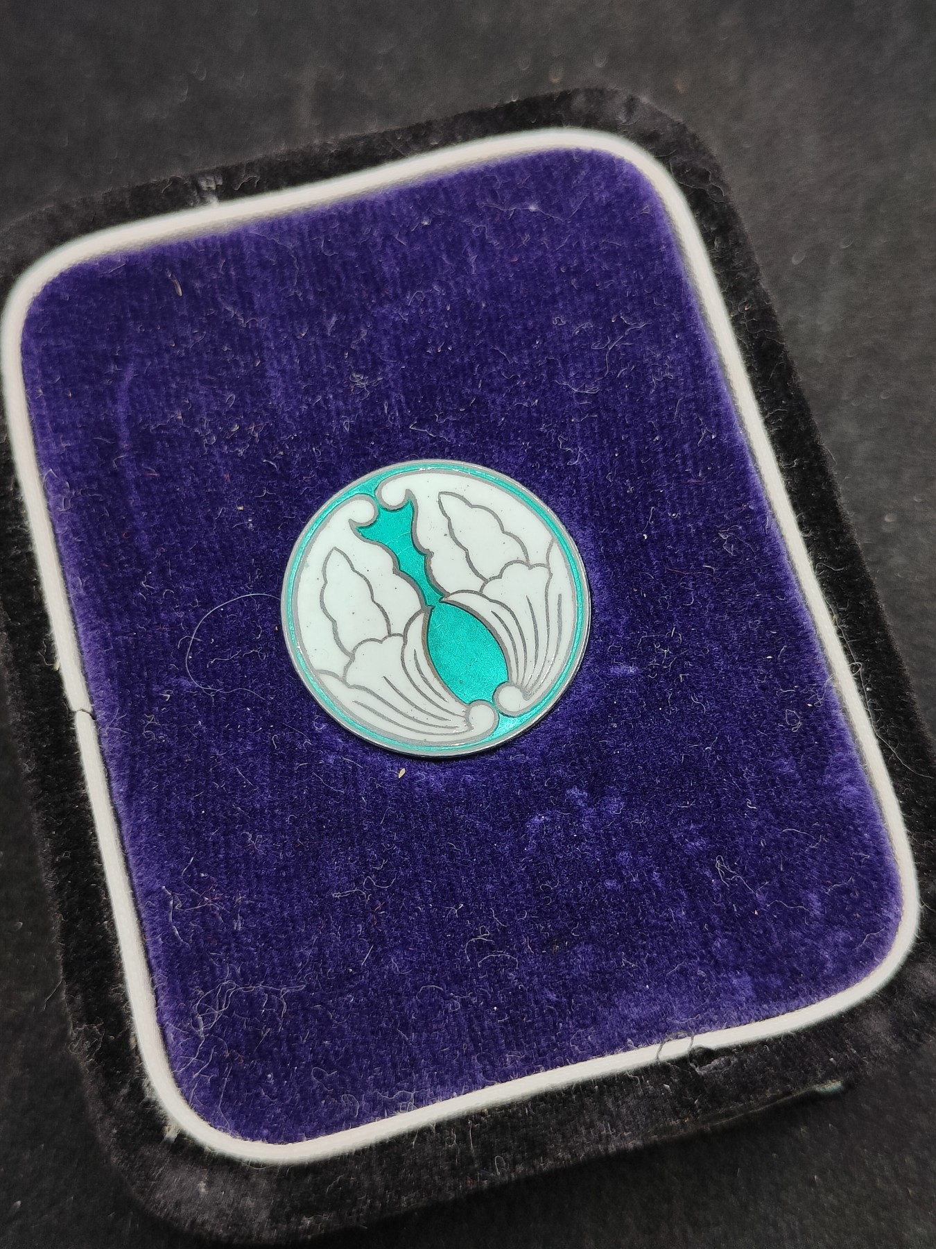 全场0元起拍 第91期 咸鱼国勋章拍卖专场 9月17日（周日）下午6：00开始 日本清水寺妇人会干事章 银制