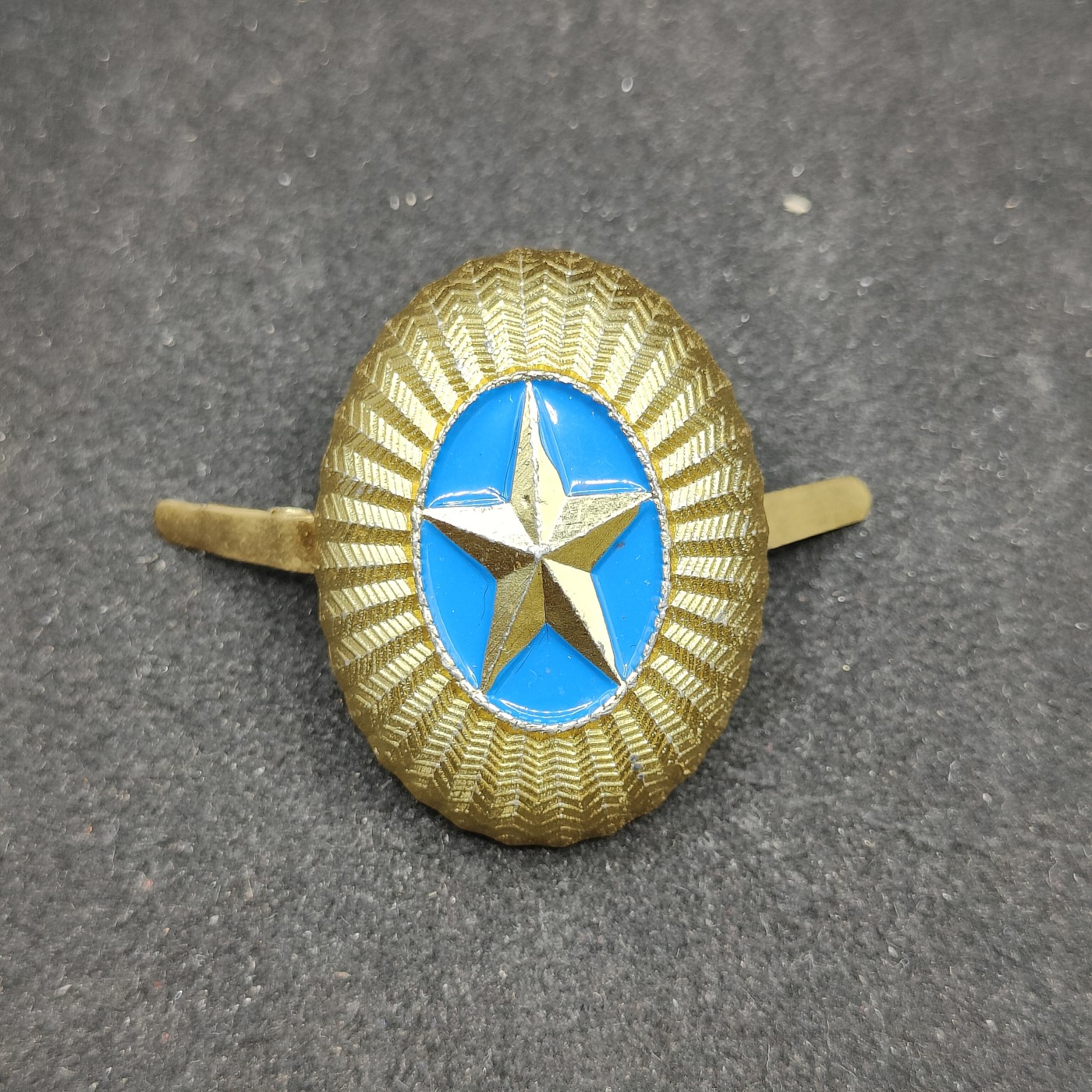 全场0元起拍 第91期 咸鱼国勋章拍卖专场 9月17日（周日）下午6：00开始 独联体 哈萨克斯坦 苏联模式帽徽