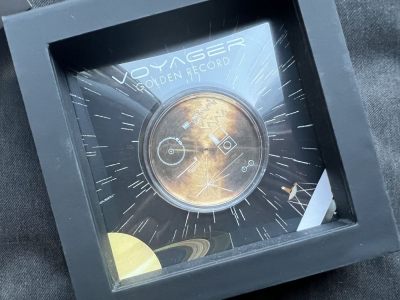 【币观天下】第234期钱币拍卖 - 库克2020年旅行者的黄金唱片地球之声银币