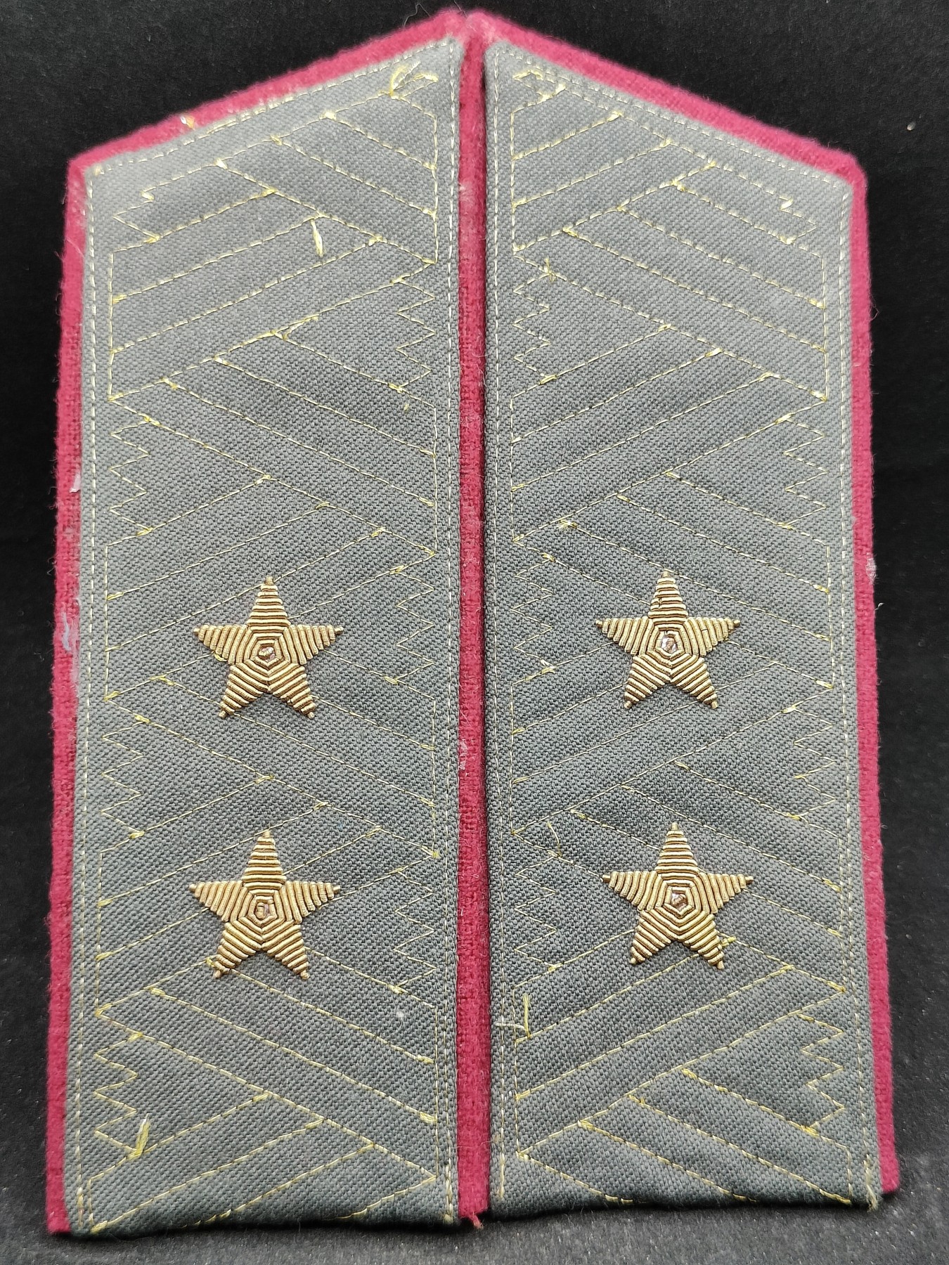 全场0元起拍 第91期 咸鱼国勋章拍卖专场 9月17日（周日）下午6：00开始 乌克兰将官刺绣肩章 中将阶级