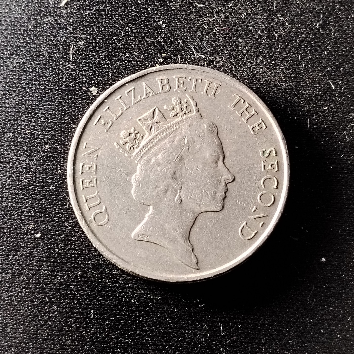 231222 香港1988年女王伍圆
