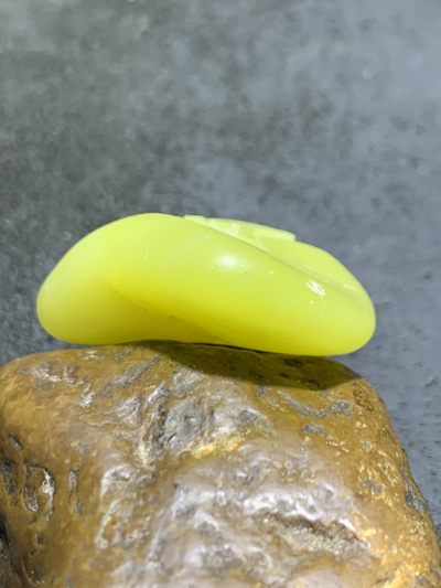 精美岫玉手工雕刻佛字吊坠（把件）一个 精美岫玉手工雕刻佛字吊坠（把件）一个