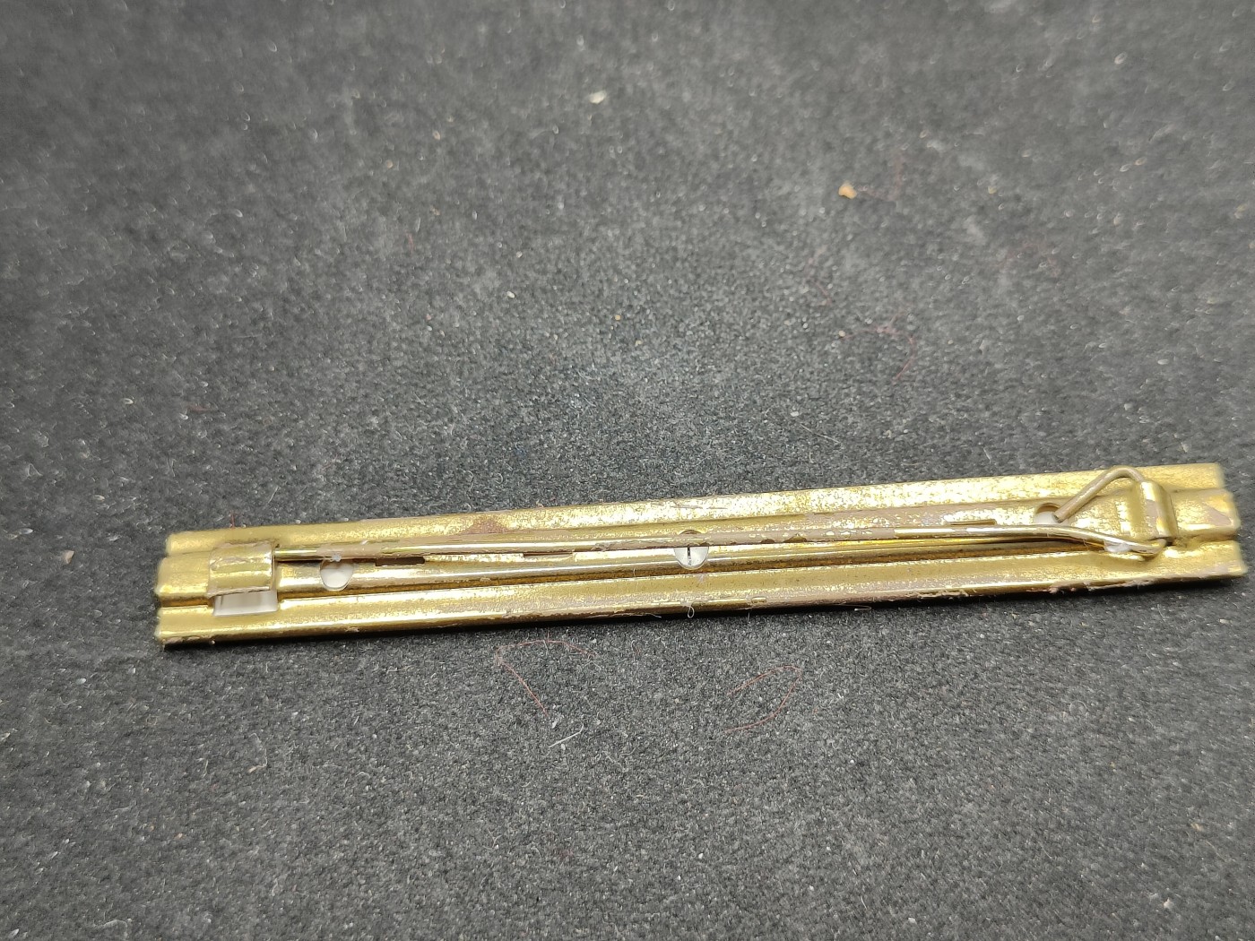 全场0元起拍 第91期 咸鱼国勋章拍卖专场 9月17日（周日）下午6：00开始 东德警察略章 与上面的警察章均为一个人的一套