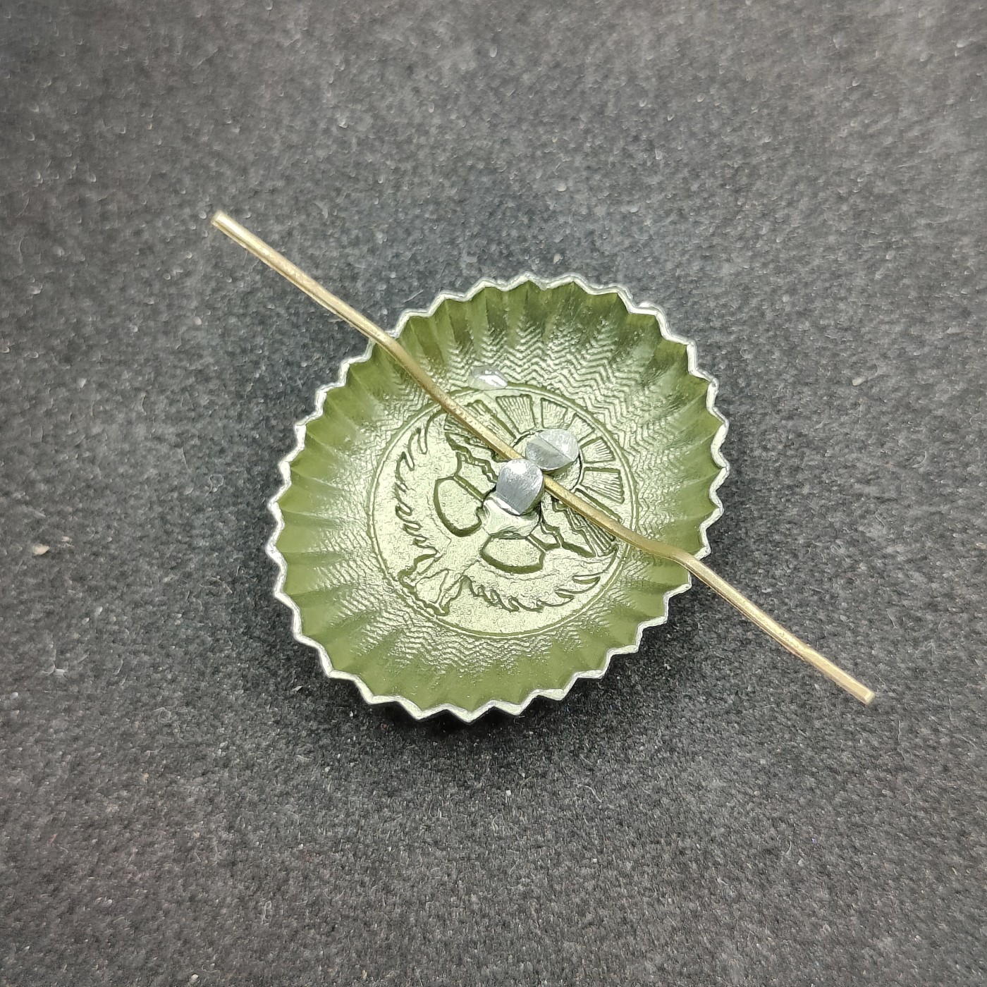 全场0元起拍 第91期 咸鱼国勋章拍卖专场 9月17日（周日）下午6：00开始 独联体 吉尔吉斯斯坦 苏联模式帽徽