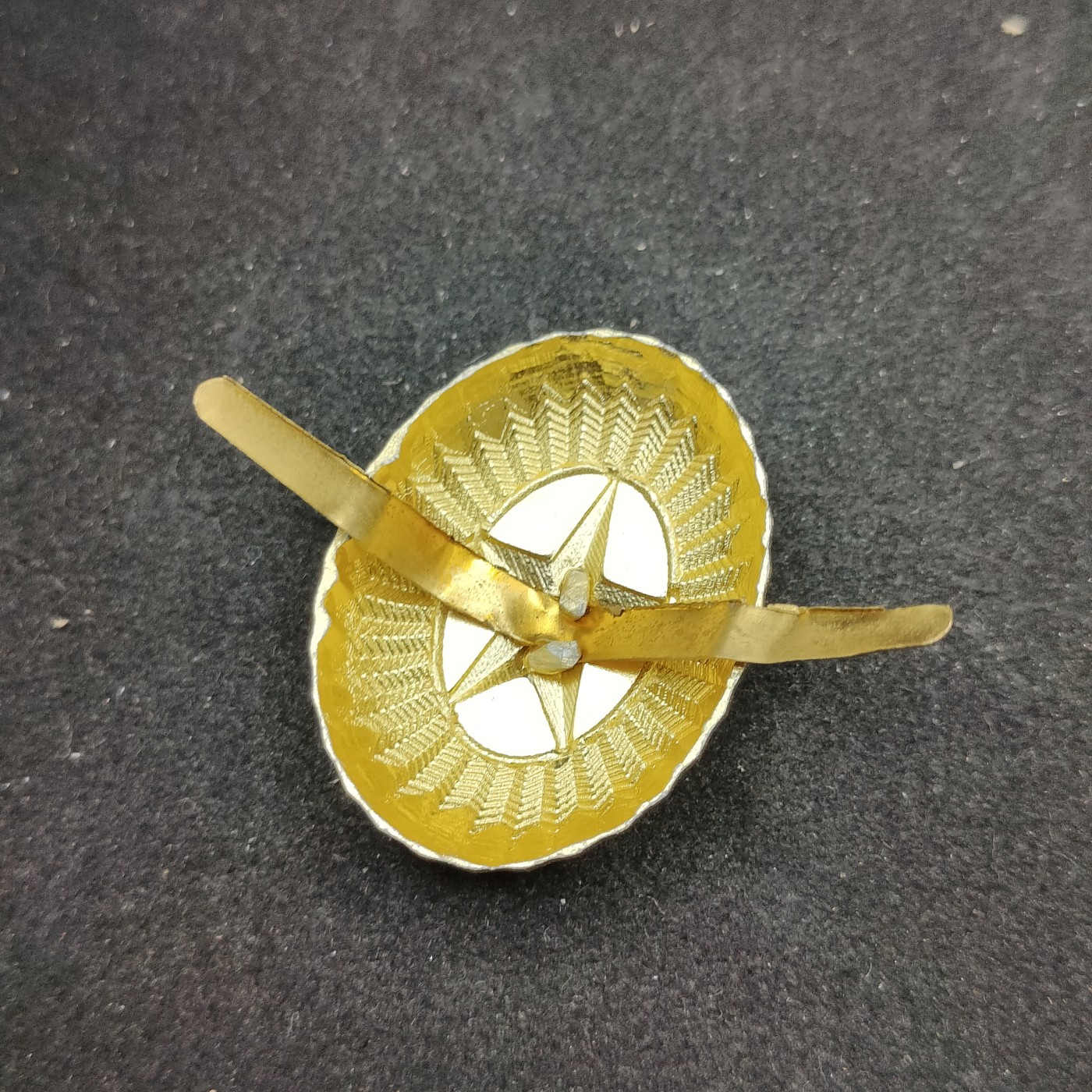 全场0元起拍 第91期 咸鱼国勋章拍卖专场 9月17日（周日）下午6：00开始 独联体 哈萨克斯坦 苏联模式帽徽