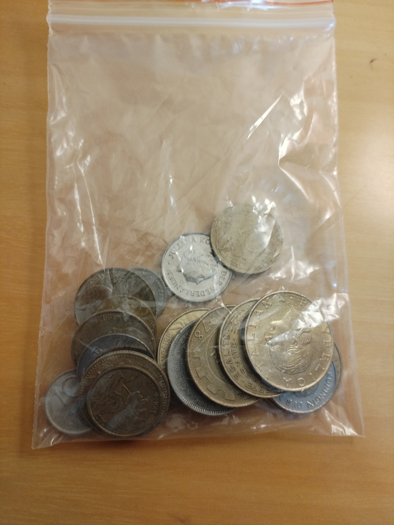 初雪钱币专场第八期（接受代拍服务） 67克硬币一组