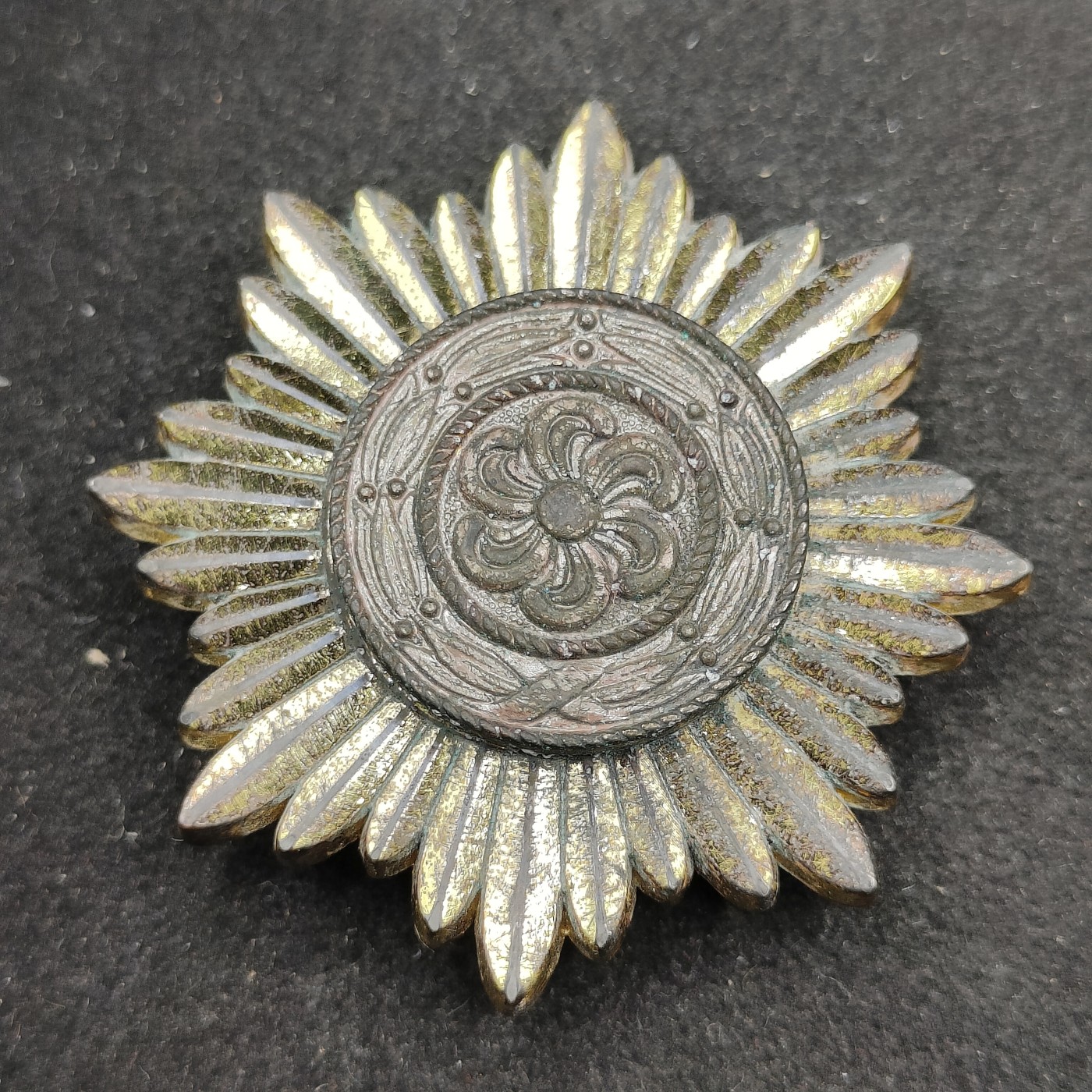 全场0元起拍 第91期 咸鱼国勋章拍卖专场 9月17日（周日）下午6：00开始 德国57版 金级东方人民勋章 颁发给伪俄武装人员 德国军官