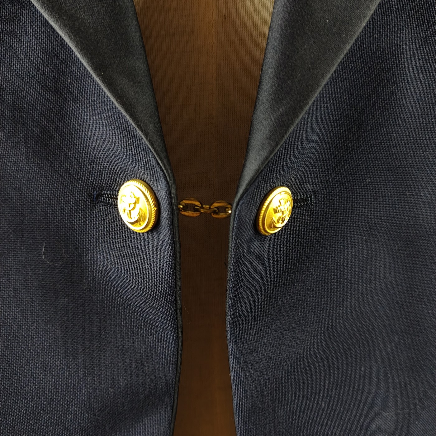 全场0元起拍 第91期 咸鱼国勋章拍卖专场 9月17日（周日）下午6：00开始 西德海军晚礼服一套 刺绣技能章 胸围106 肩宽48 衣长80 袖长66腰围84 裤长105