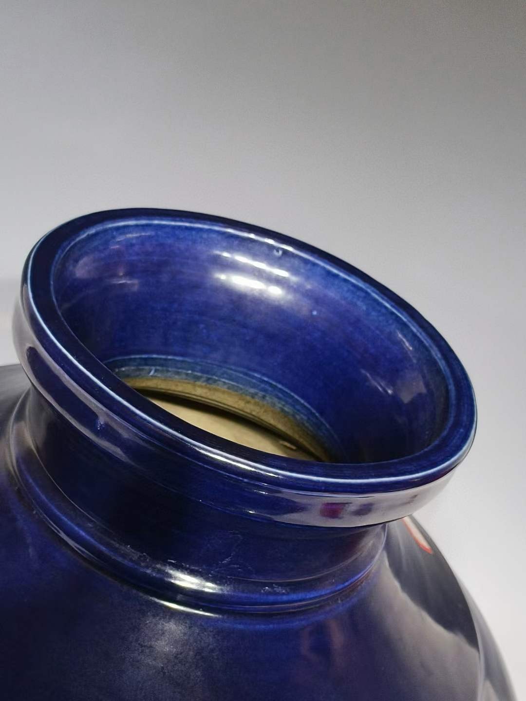 美品.精工细作满工霁蓝釉刻瓷浮雕龙纹兽首贯耳罐