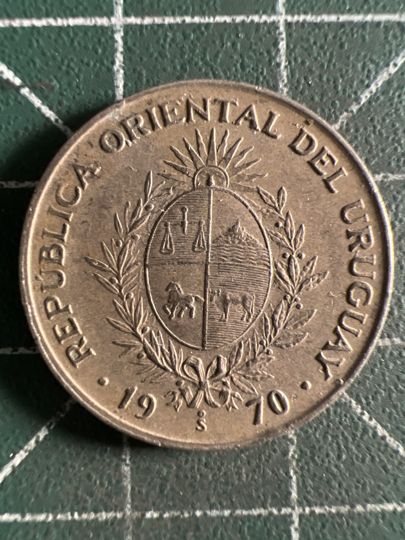 第411期 硬币专场 （无押金，捡漏，全场20包邮，偏远地区除外，接收代拍业务） 乌拉圭20比索