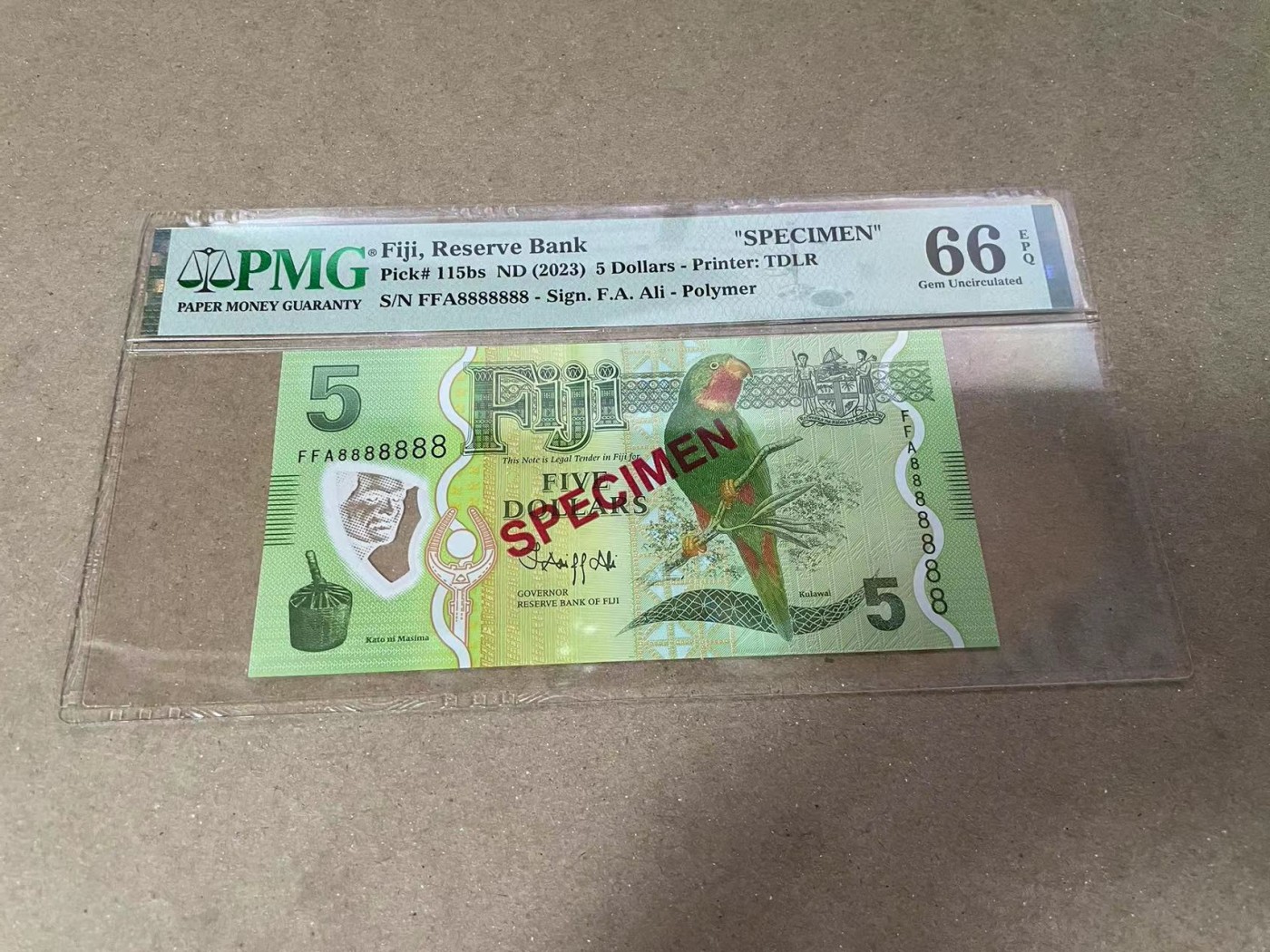 【Blue Auction】✨世界纸币精拍第371期【精】 【样钞】斐济 2023年5元 PMG66EPQ 