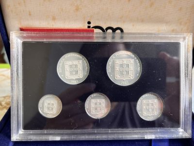 【海寧潮】澳门1985年福禄寿全银5枚精制纪念套币，原盒证书，国外85年售价1550美金啊。85年是收官之作
